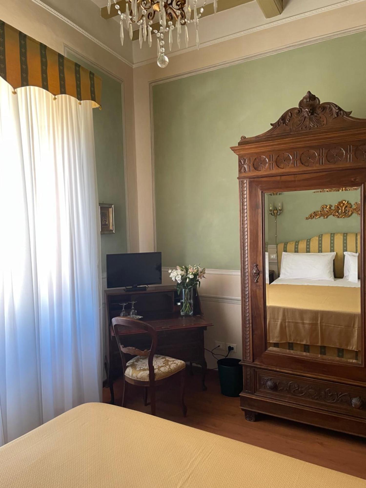 Residenza Dei Ricci Acomodação com café da manhã Chiusi Exterior foto