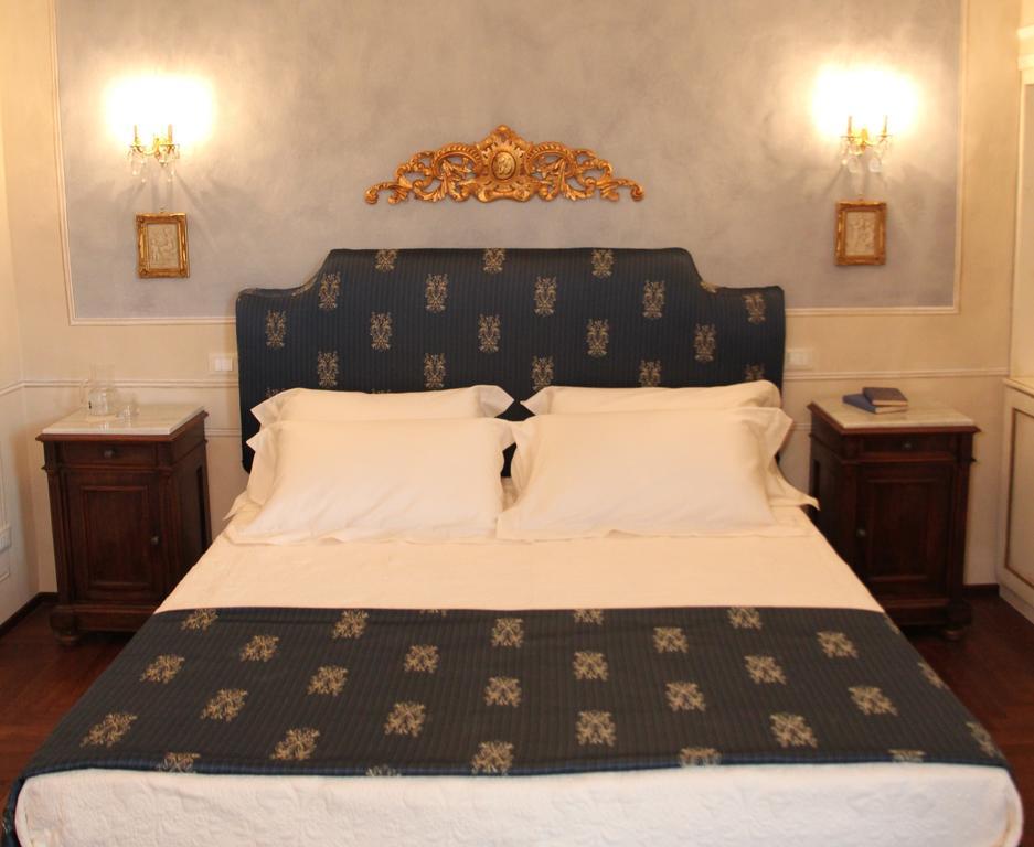 Residenza Dei Ricci Acomodação com café da manhã Chiusi Quarto foto