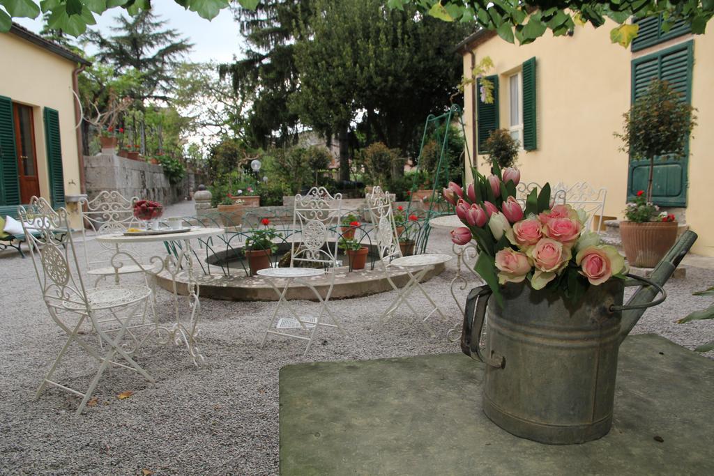 Residenza Dei Ricci Acomodação com café da manhã Chiusi Exterior foto