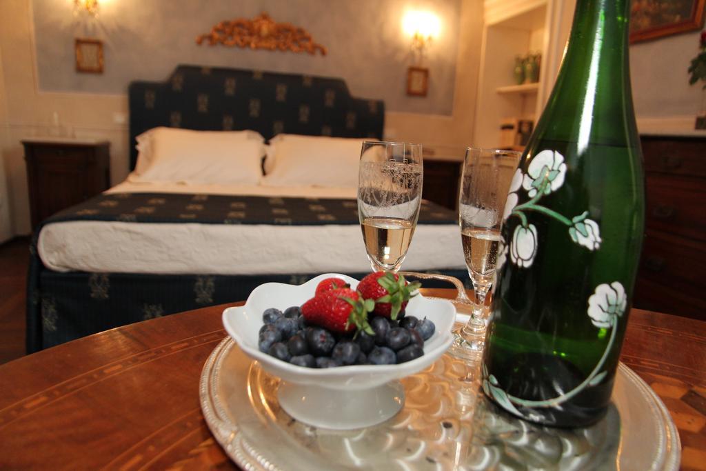 Residenza Dei Ricci Acomodação com café da manhã Chiusi Quarto foto