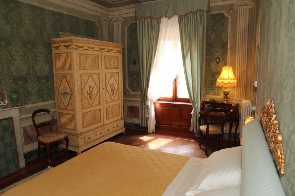 Residenza Dei Ricci Acomodação com café da manhã Chiusi Quarto foto