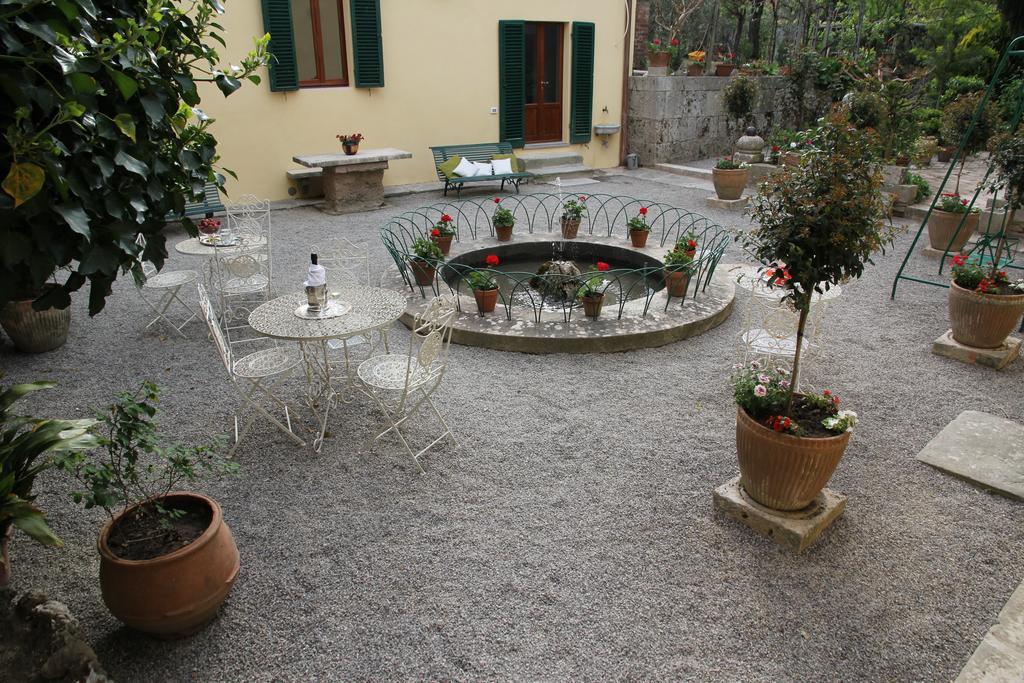 Residenza Dei Ricci Acomodação com café da manhã Chiusi Exterior foto